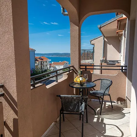 Charmantes Mit Meerblick, Bikes, Babybett, Grill Lejlighed Crikvenica