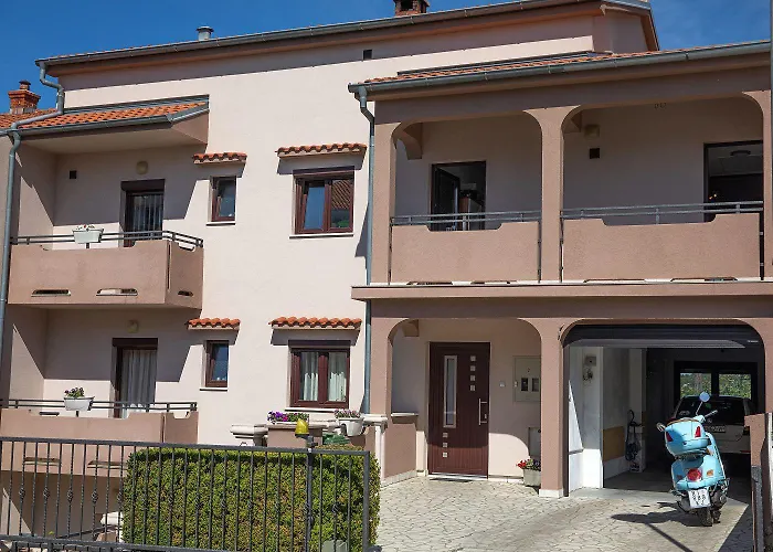 Charmantes Mit Meerblick, Bikes, Babybett, Grill Daire Crikvenica