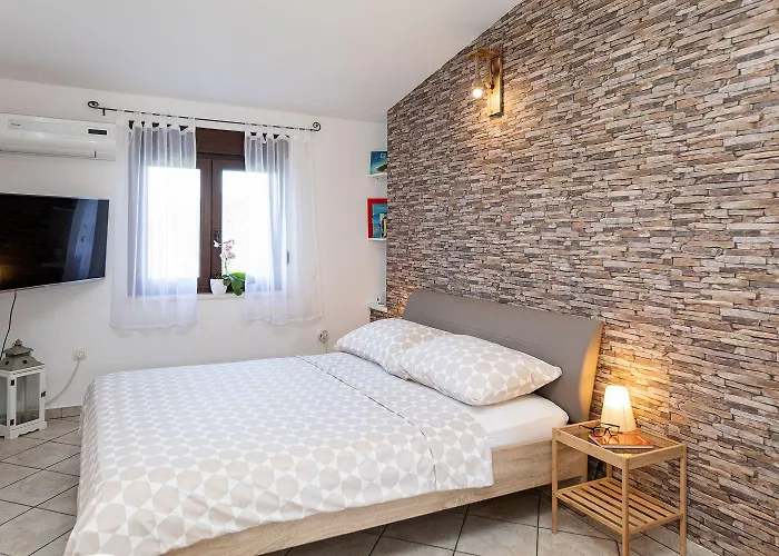 Daire Charmantes Mit Meerblick, Bikes, Babybett, Grill