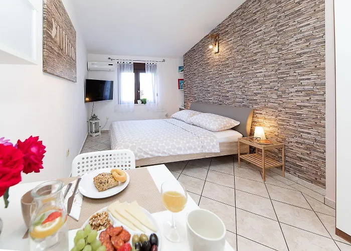 Charmantes Mit Meerblick, Bikes, Babybett, Grill Daire *