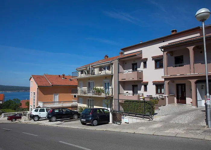 Charmantes Mit Meerblick, Bikes, Babybett, Grill Daire
